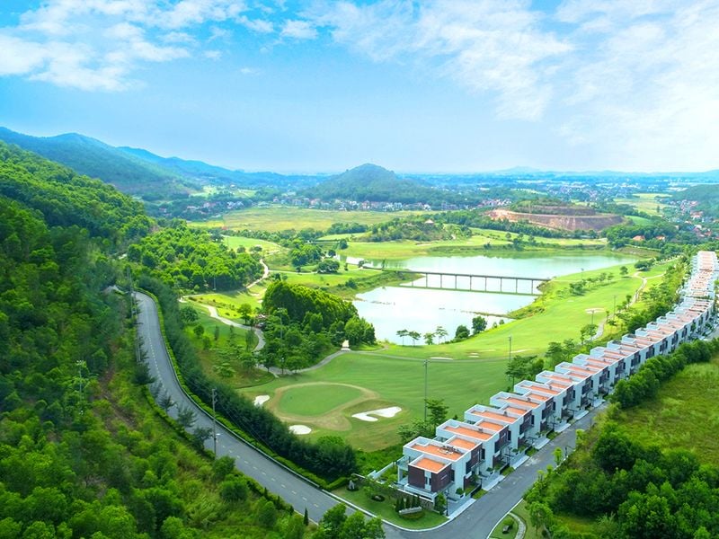 Amber Hills Golf & Resort