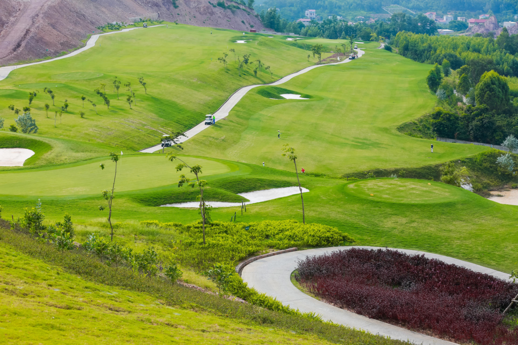 Sân Golf Amber Hills image 5