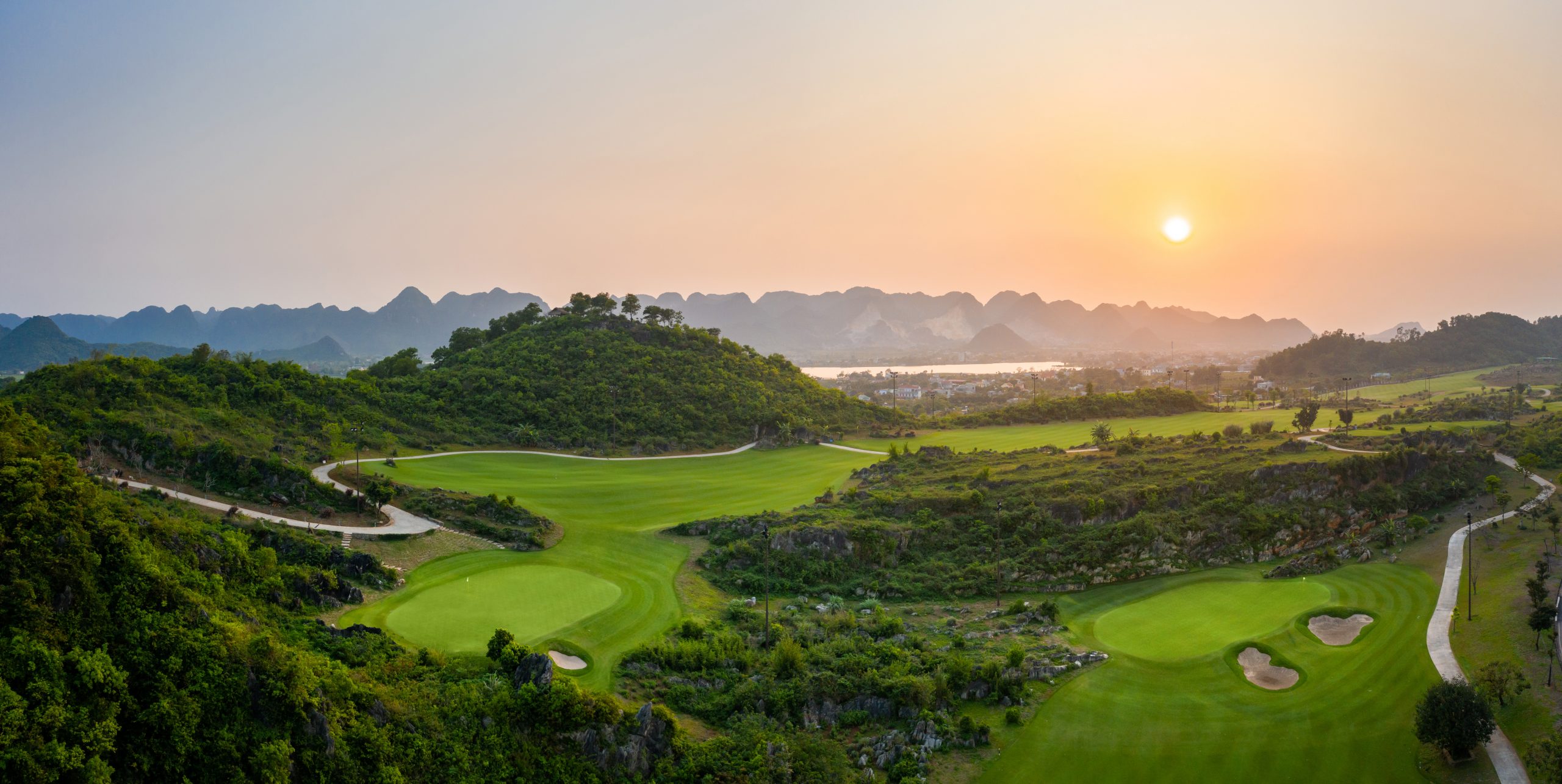 Royal Golf Course image 1