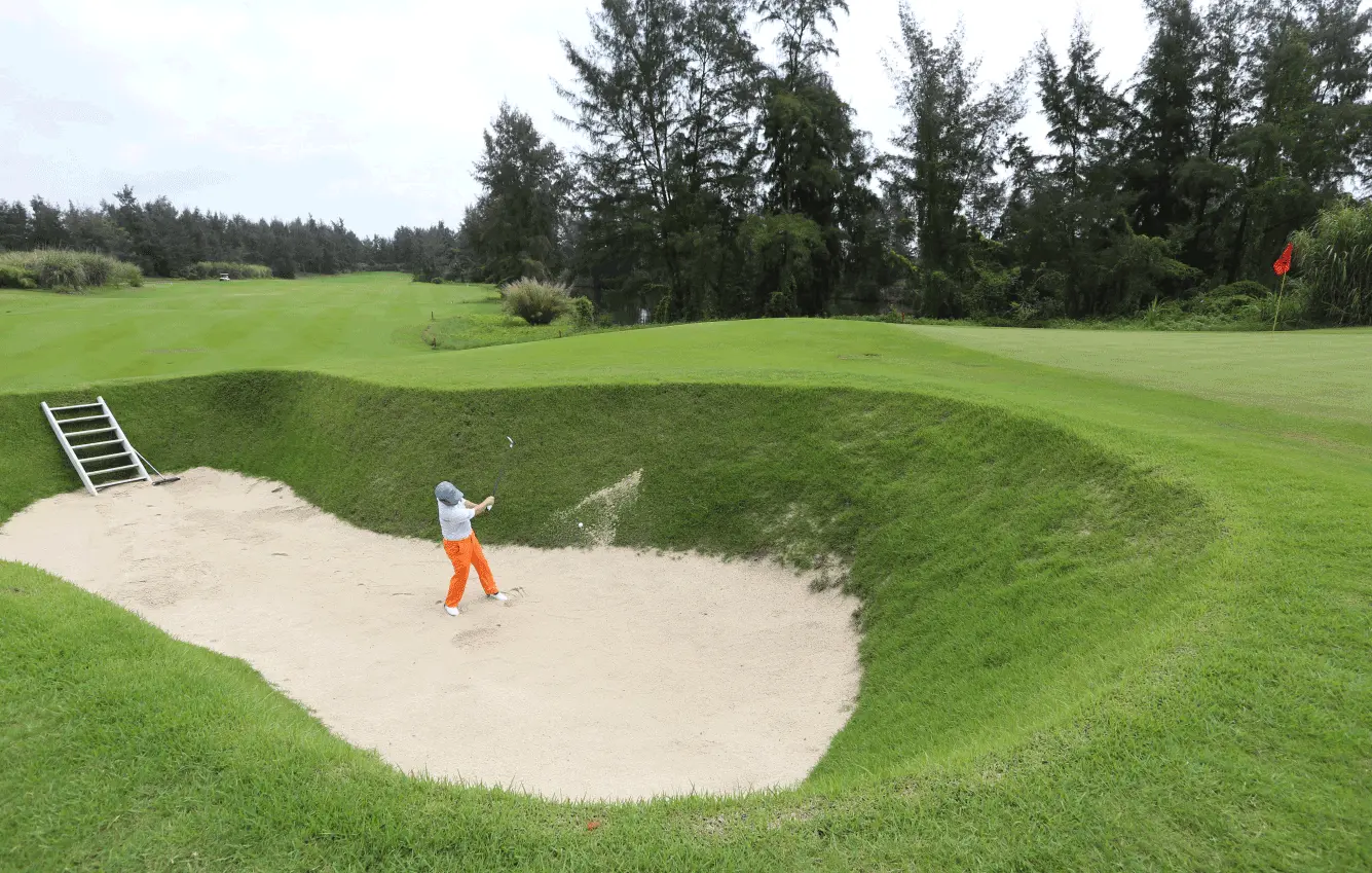 	Mong Cai International Golf Club image 8
