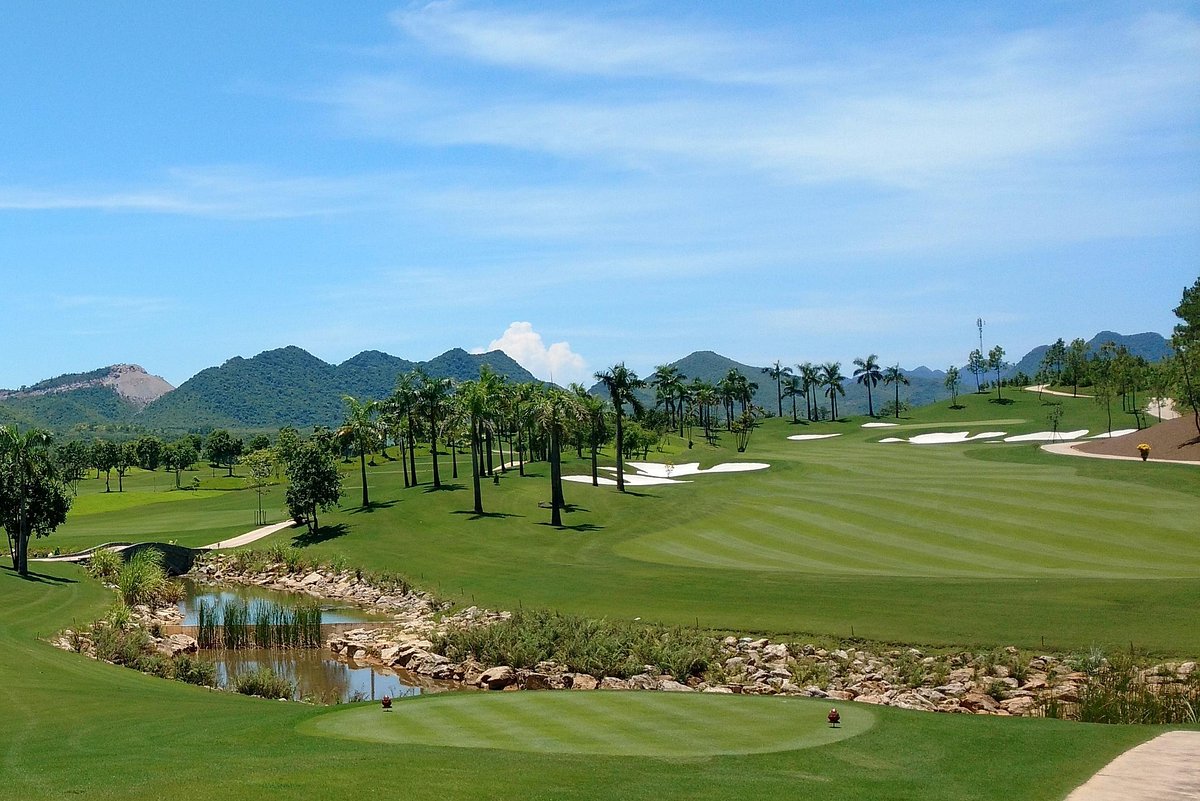 Trang An Golf & Country Club image 4