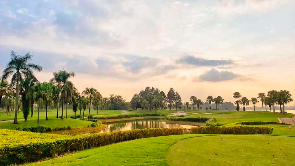 	Van Lang Empire Golf Club image 9