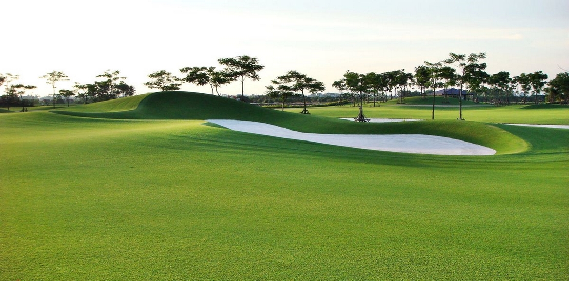 Sân golf Vân Trì image 5